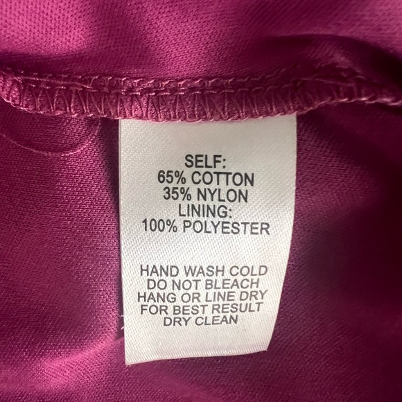 Lulu’s Jaclyn Magenta Lace off the shoulder midi crocheted dress lined size M - Picture 10 of 10